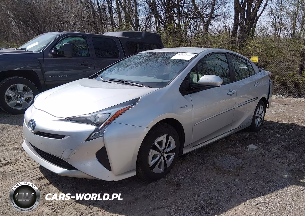 2016 Toyota Prius Three VIN:JTDKARFU1G3018570 - 2