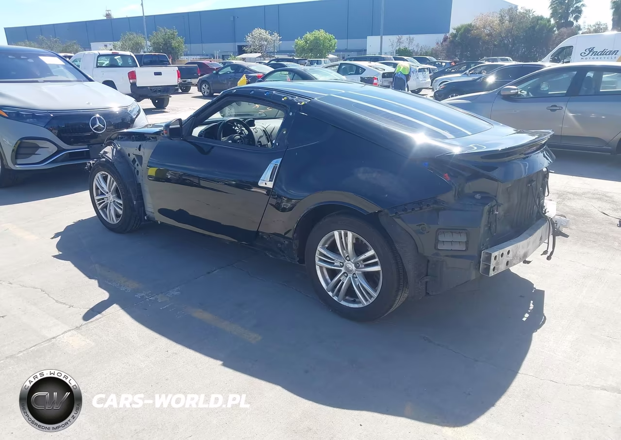 2016 Nissan 370Z Nismo VIN:JN1AZ4EH7GM936140 - 3