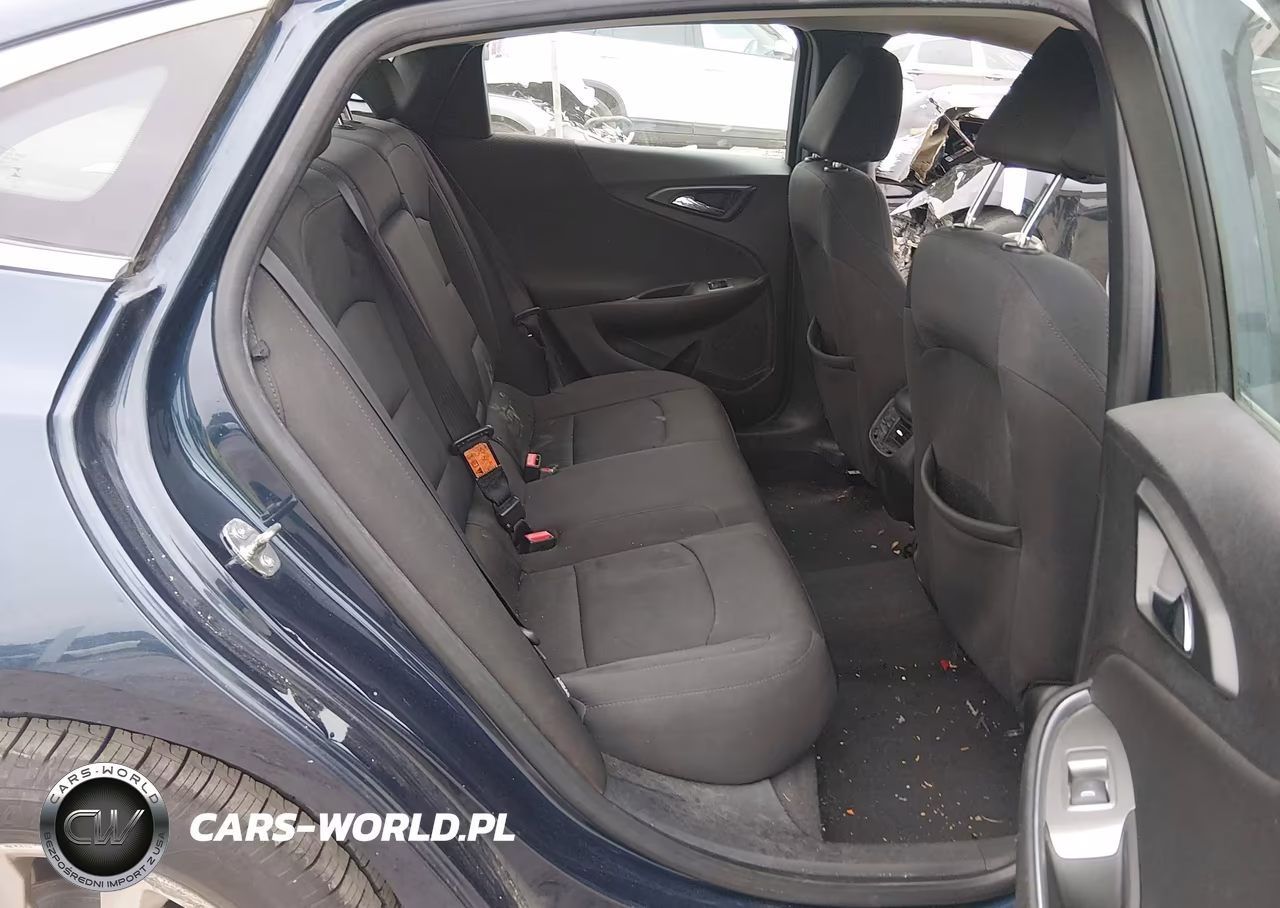 2019 Chevrolet Malibu Lt VIN:1G1ZD5ST1KF124139 - 8