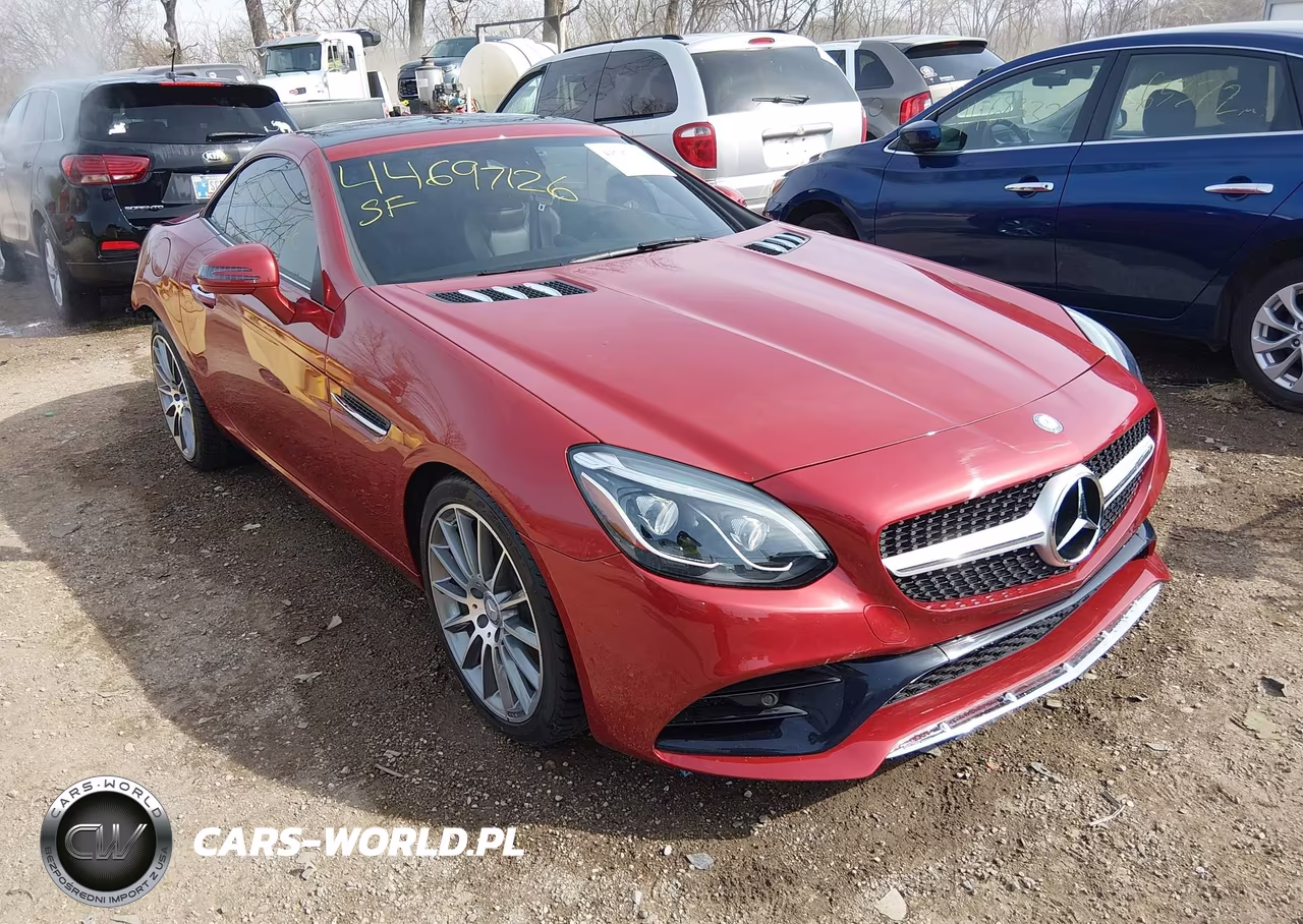 2017 Mercedes-Benz Slc 300