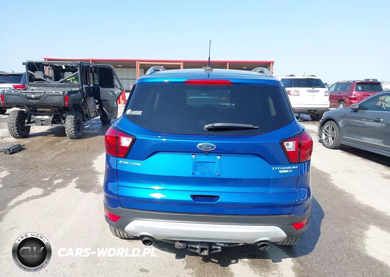 2019 Ford Escape Titanium VIN:1FMCU9J97KUC03610 - 17