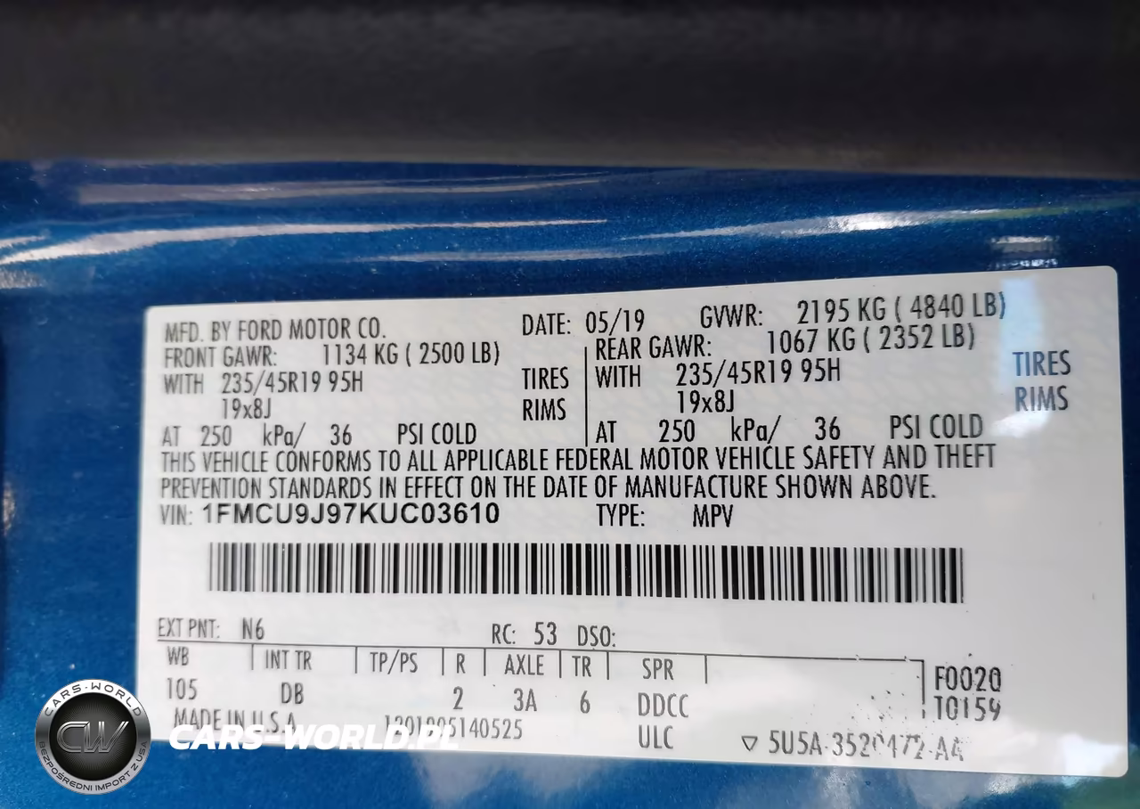 2019 Ford Escape Titanium VIN:1FMCU9J97KUC03610 - 9