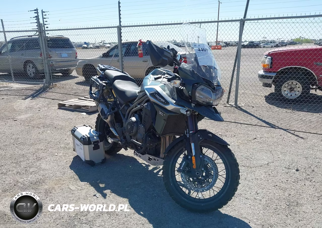 2018 Triumph Motorcycle Explorer Xca