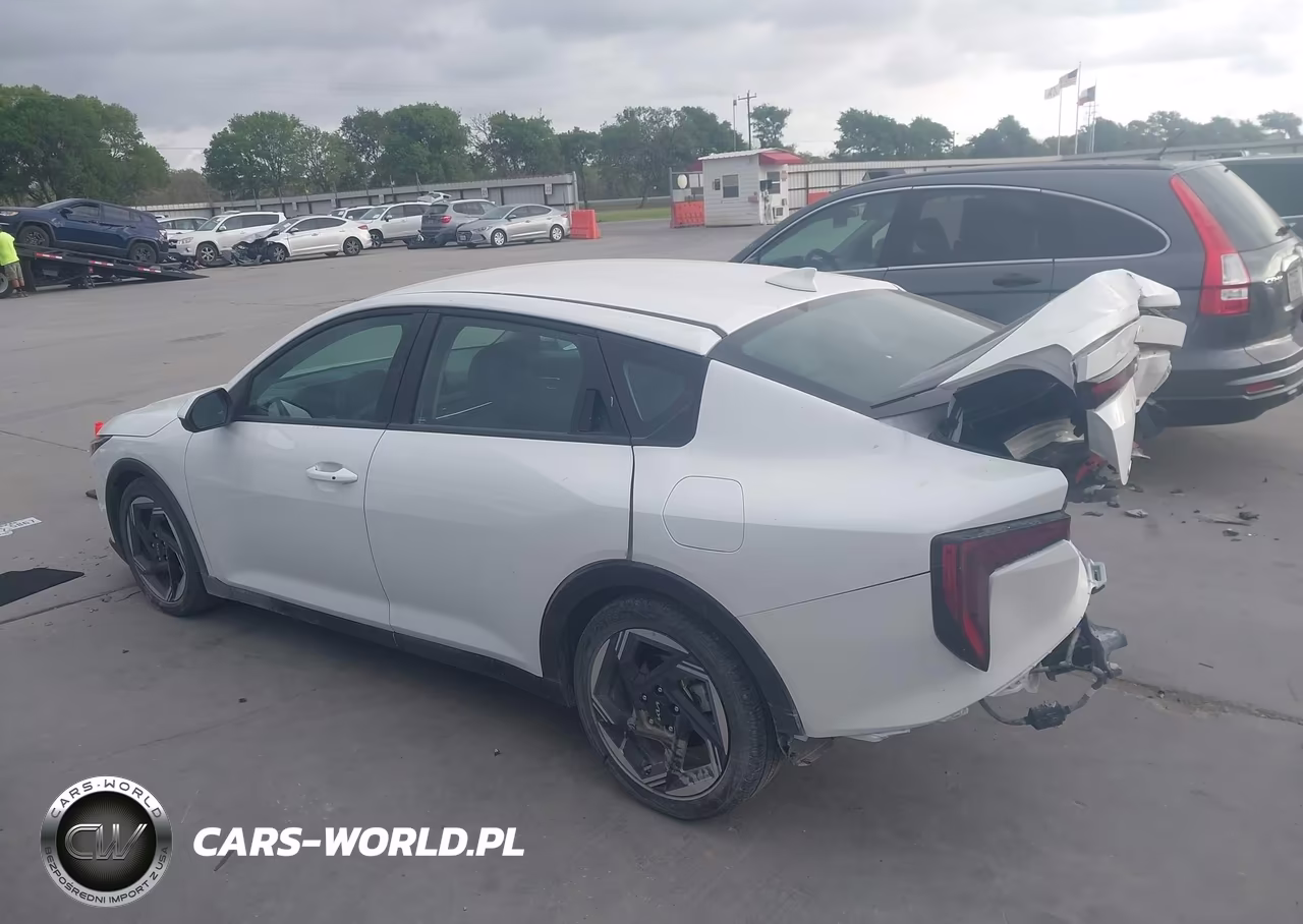 2025 Kia K4 Ex VIN:3KPFU4DE6SE009081 - 15