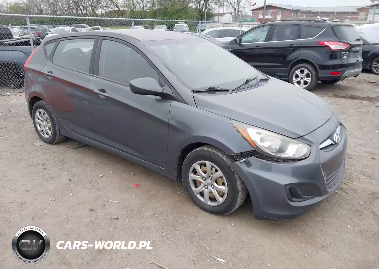 2012 Hyundai Accent Gs