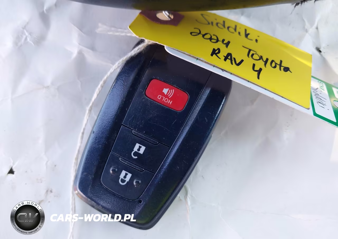 2024 Toyota Rav4 Hybrid Xle VIN:2T3RWRFV8RW218354 - 11