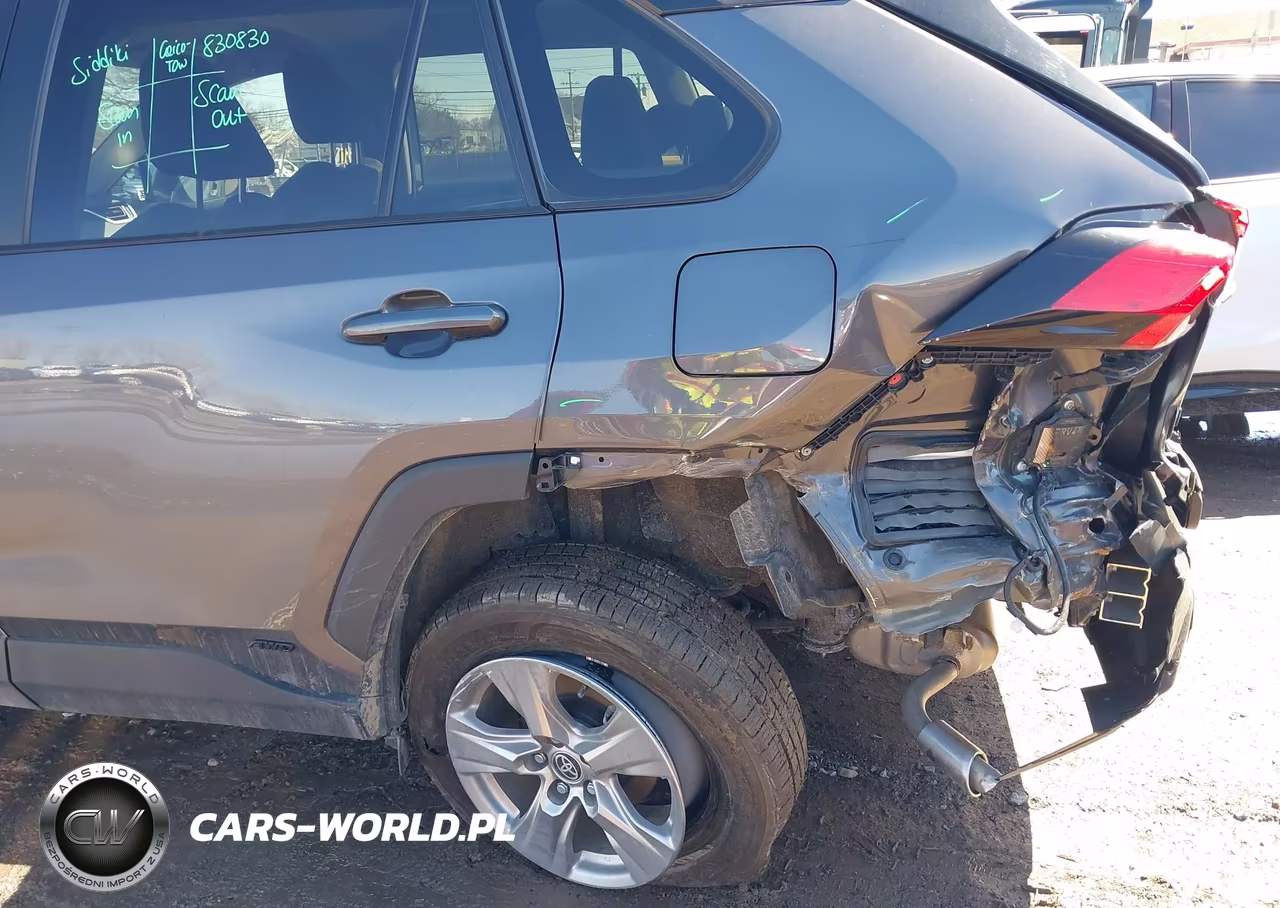 2024 Toyota Rav4 Hybrid Xle VIN:2T3RWRFV8RW218354 - 6