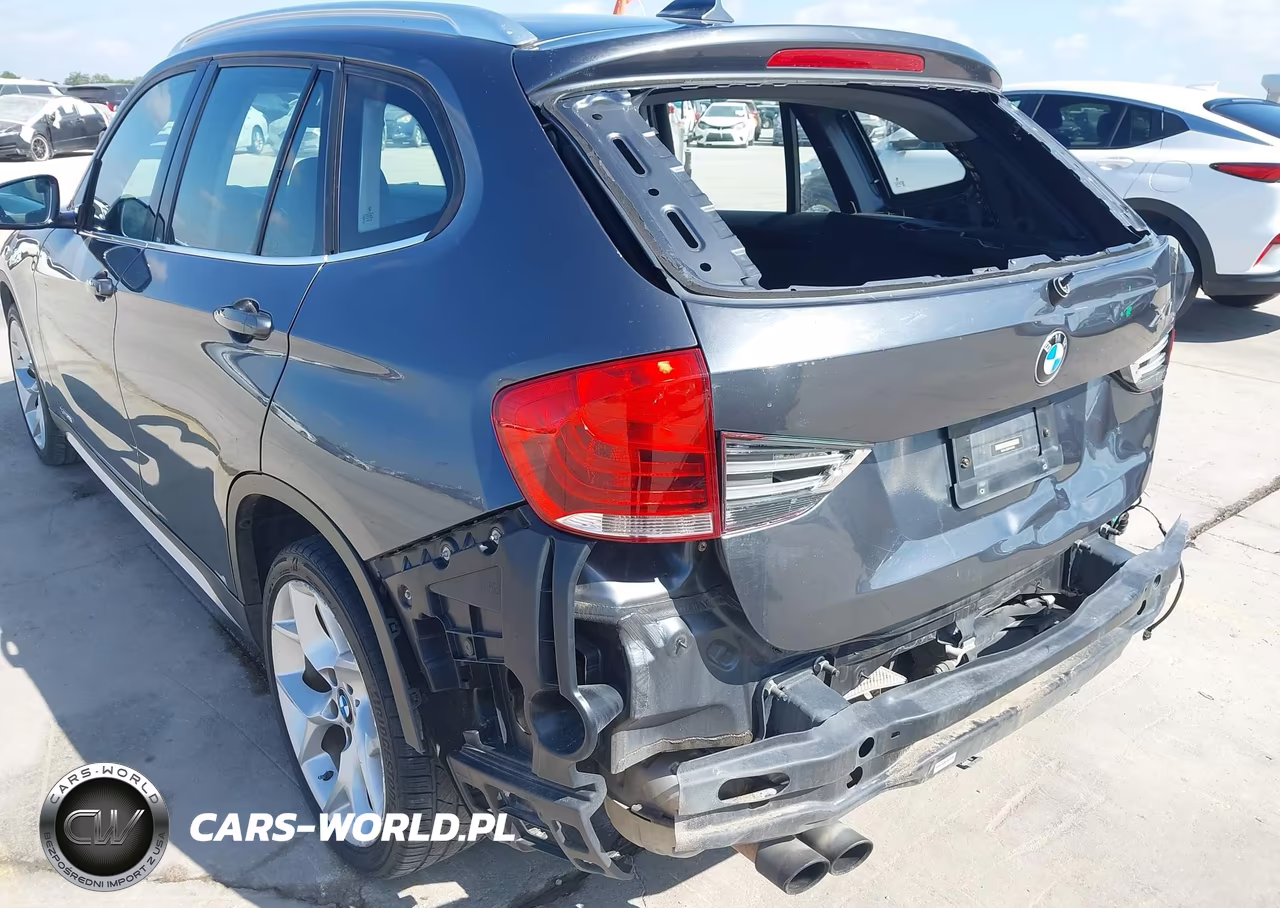 2015 BMW X1 xDrive28I VIN:WBAVL1C57FVY24807 - 18