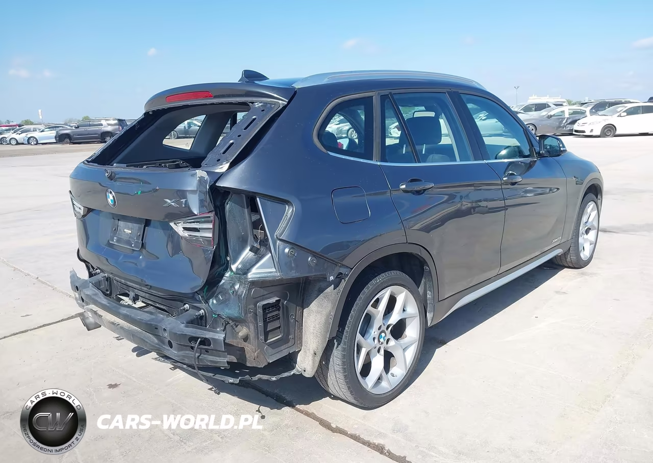 2015 BMW X1 xDrive28I VIN:WBAVL1C57FVY24807 - 4