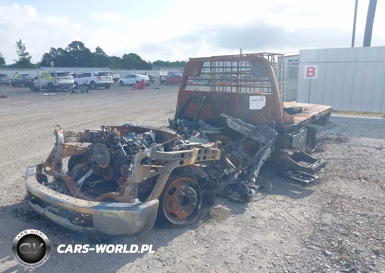 2019 Ford F-350 Chassis Xl
