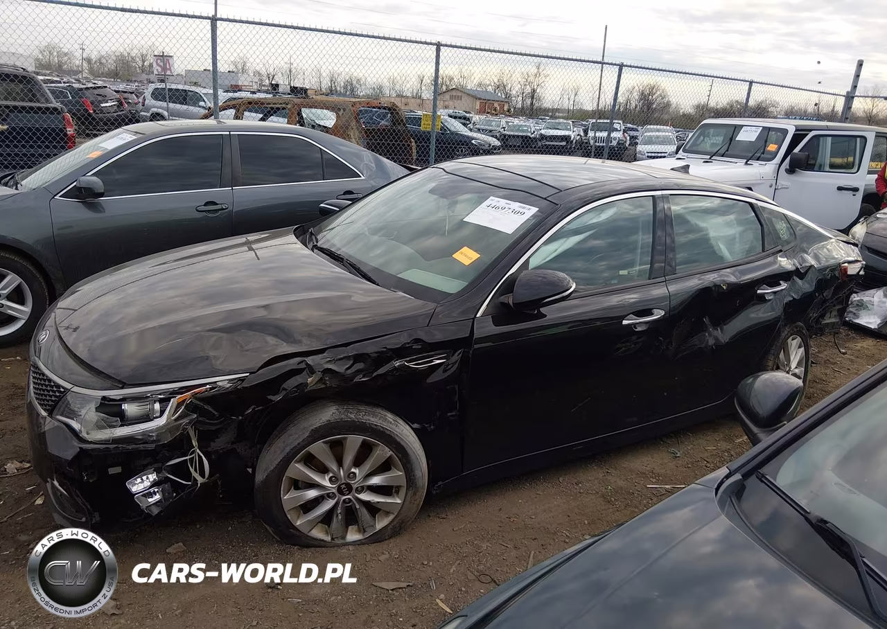 2018 Kia Optima S VIN:5XXGT4L30JG245836 - 14