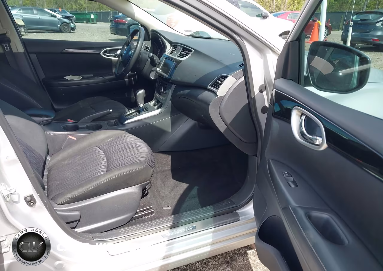 2019 Nissan Sentra Sv VIN:3N1AB7AP1KY443806 - 5