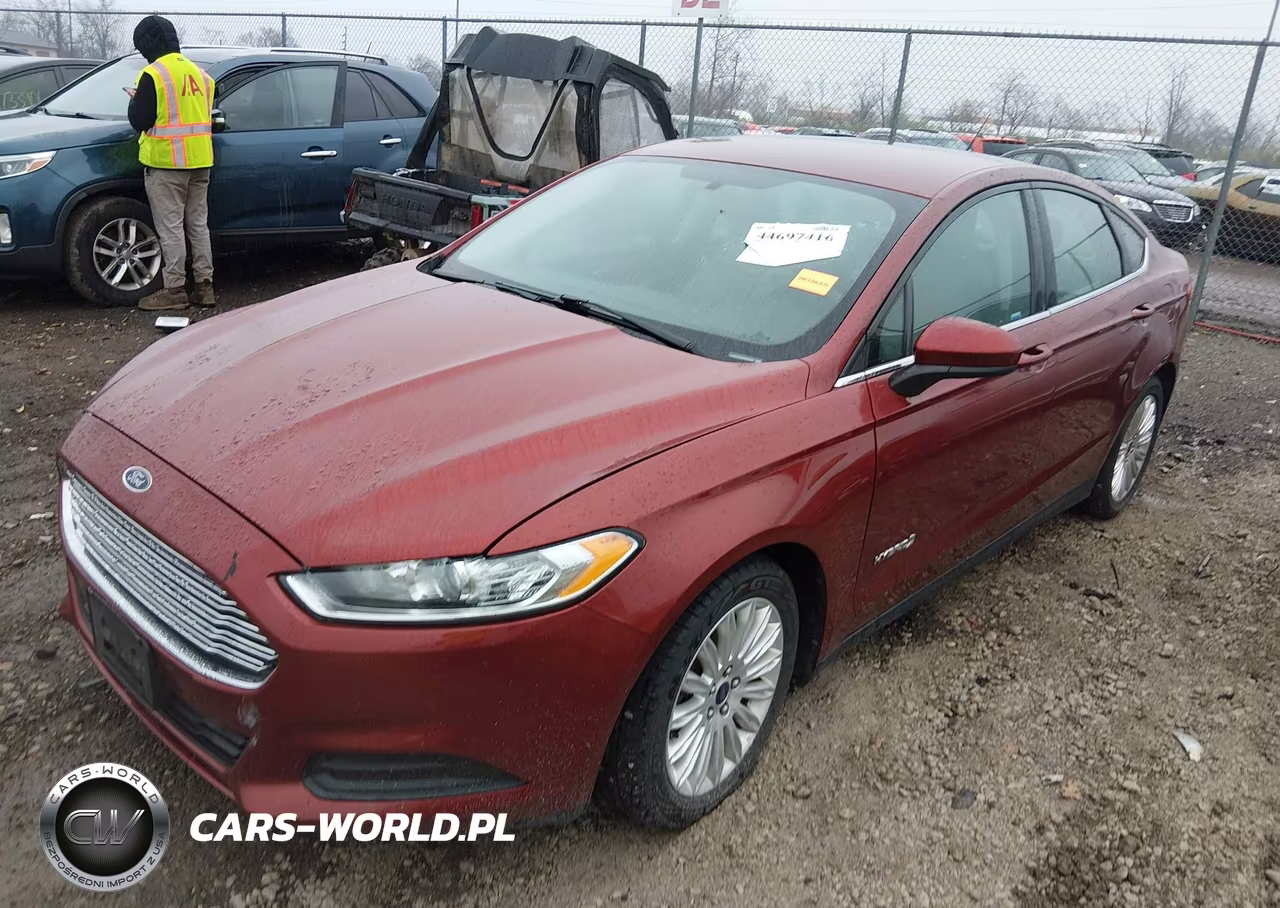 2014 Ford Fusion Hybrid S VIN:3FA6P0UU2ER266796 - 2