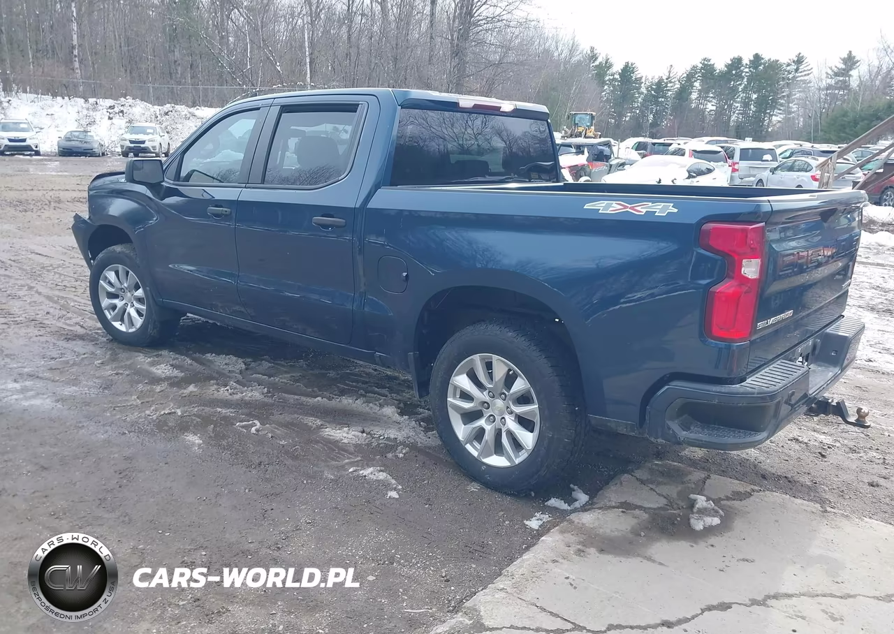 2021 Chevrolet Silverado 1500 4Wd Short Bed Custom VIN:3GCPYBEK7MG244291 - 3