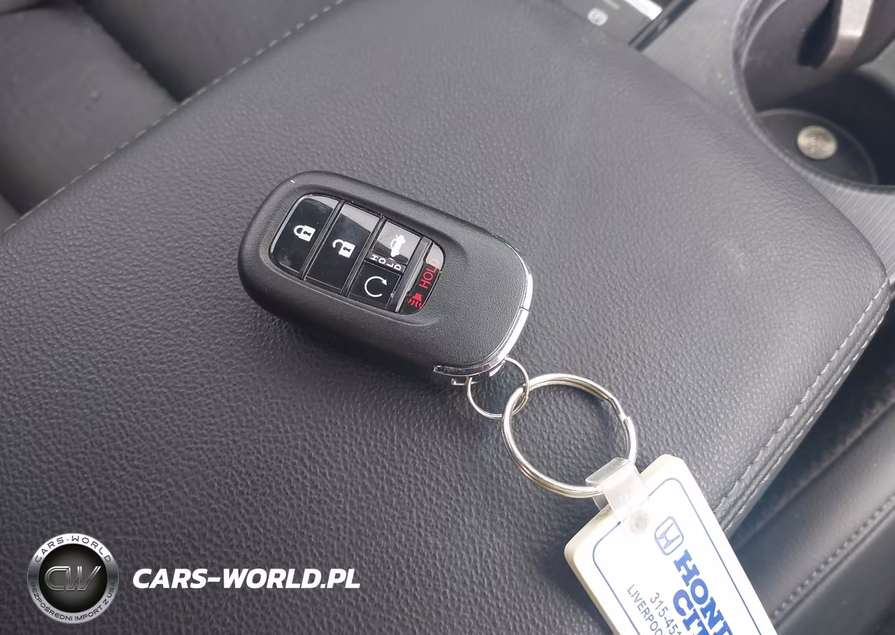 2024 Honda Civic Touring VIN:2HGFE1F92RH314654 - 11