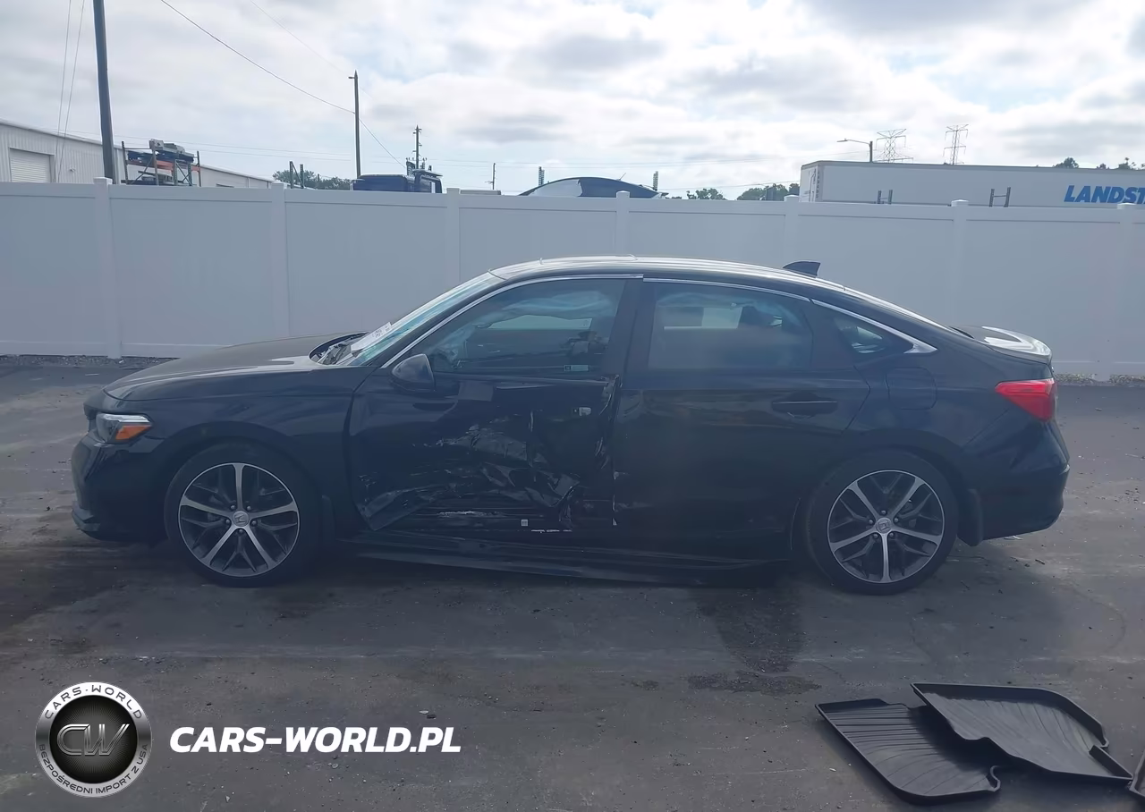 2024 Honda Civic Touring VIN:2HGFE1F92RH314654 - 14
