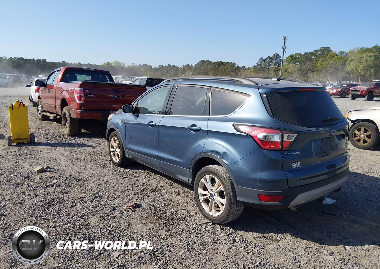2018 Ford Escape Se VIN:1FMCU0GD4JUB45980 - 3
