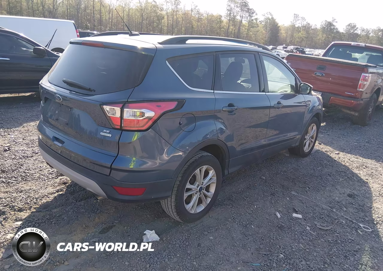 2018 Ford Escape Se VIN:1FMCU0GD4JUB45980 - 4