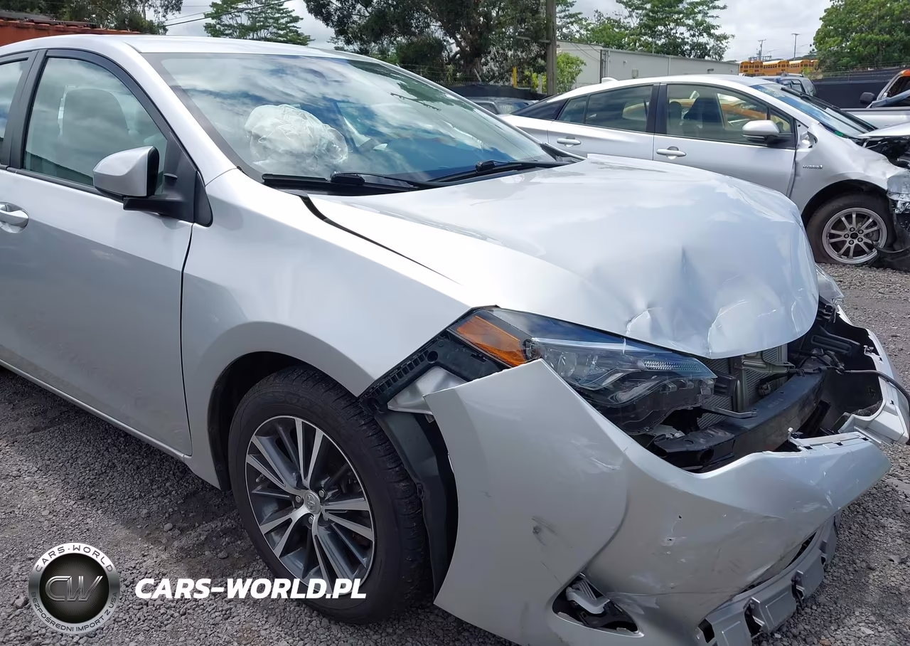 2019 Toyota Corolla Le VIN:5YFBURHEXKP923290 - 17