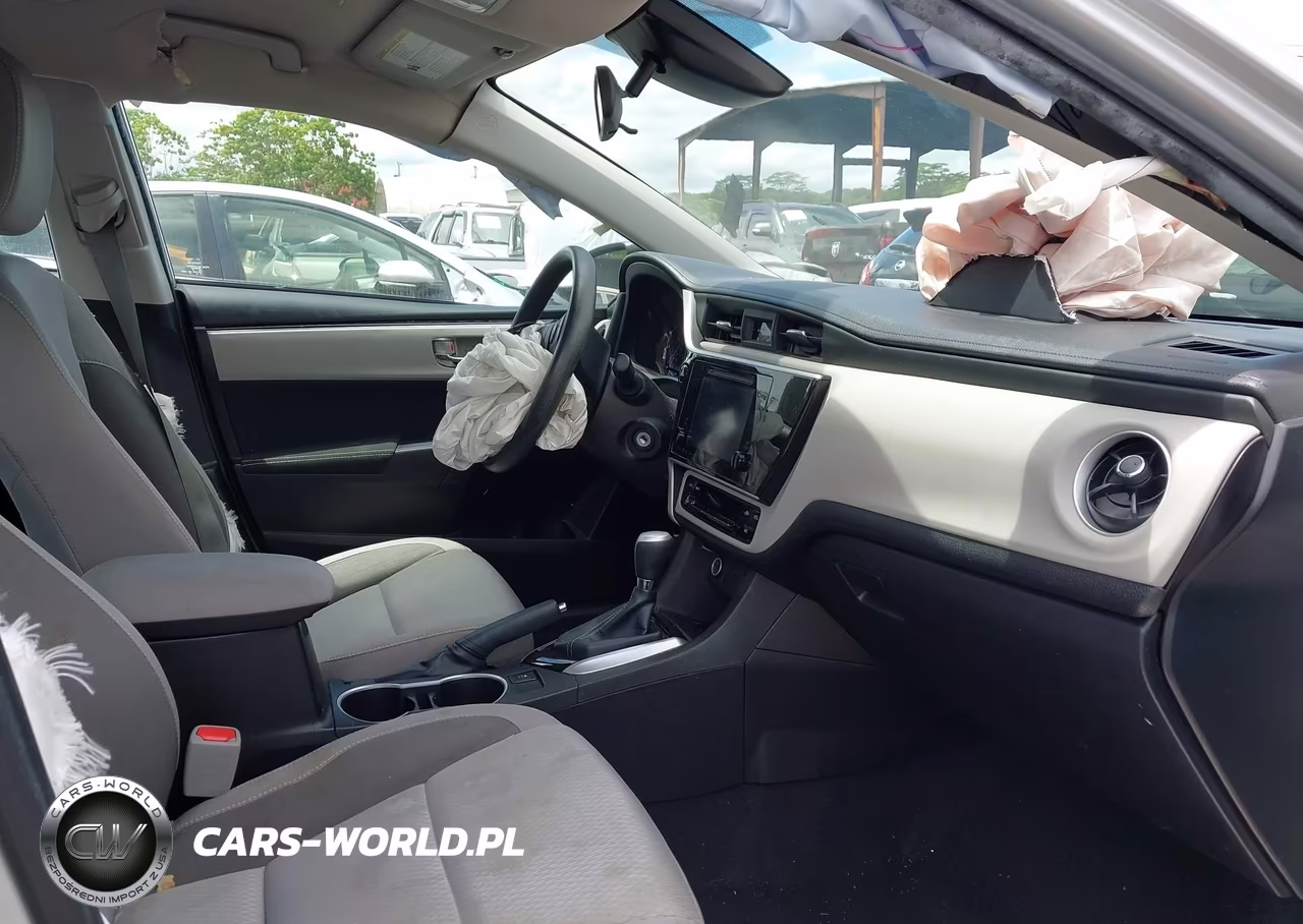 2019 Toyota Corolla Le VIN:5YFBURHEXKP923290 - 5
