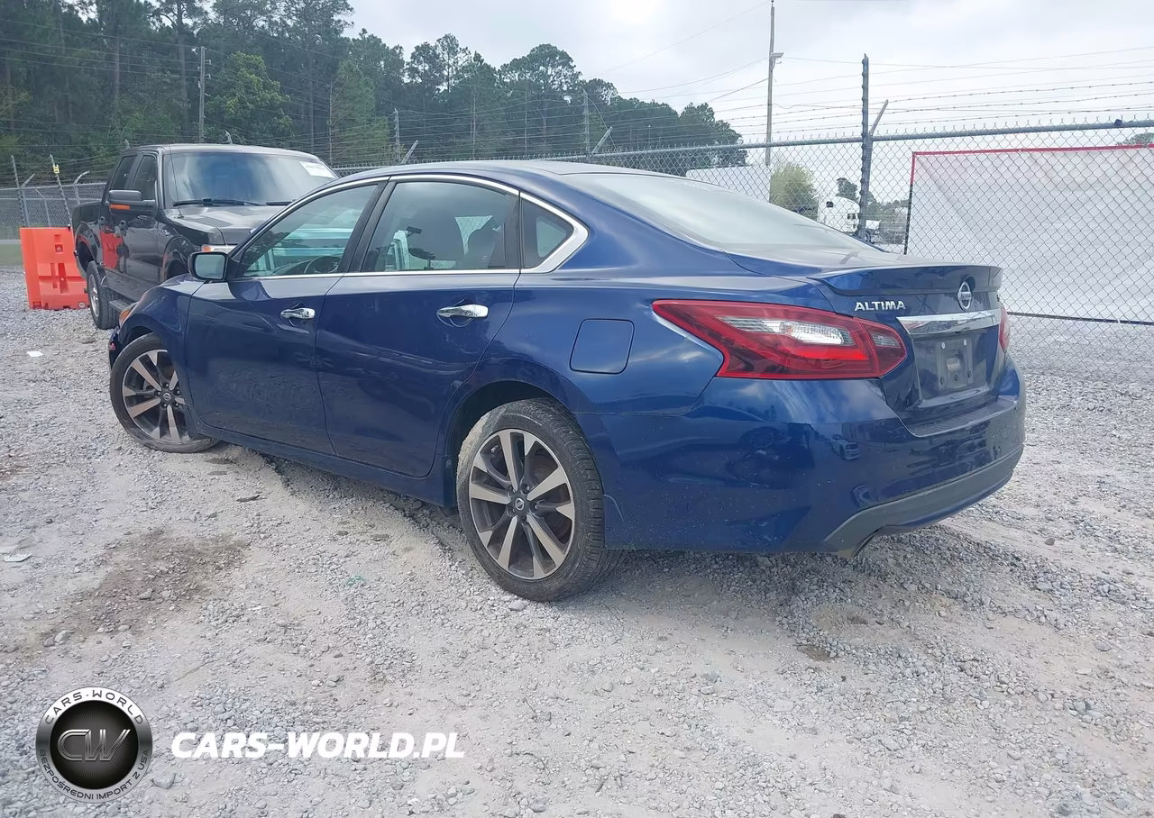 2017 Nissan Altima 2.5 Sr VIN:1N4AL3AP3HC940396 - 3
