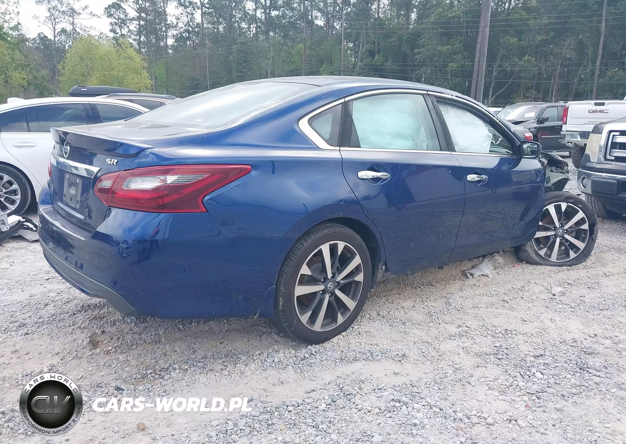 2017 Nissan Altima 2.5 Sr VIN:1N4AL3AP3HC940396 - 4