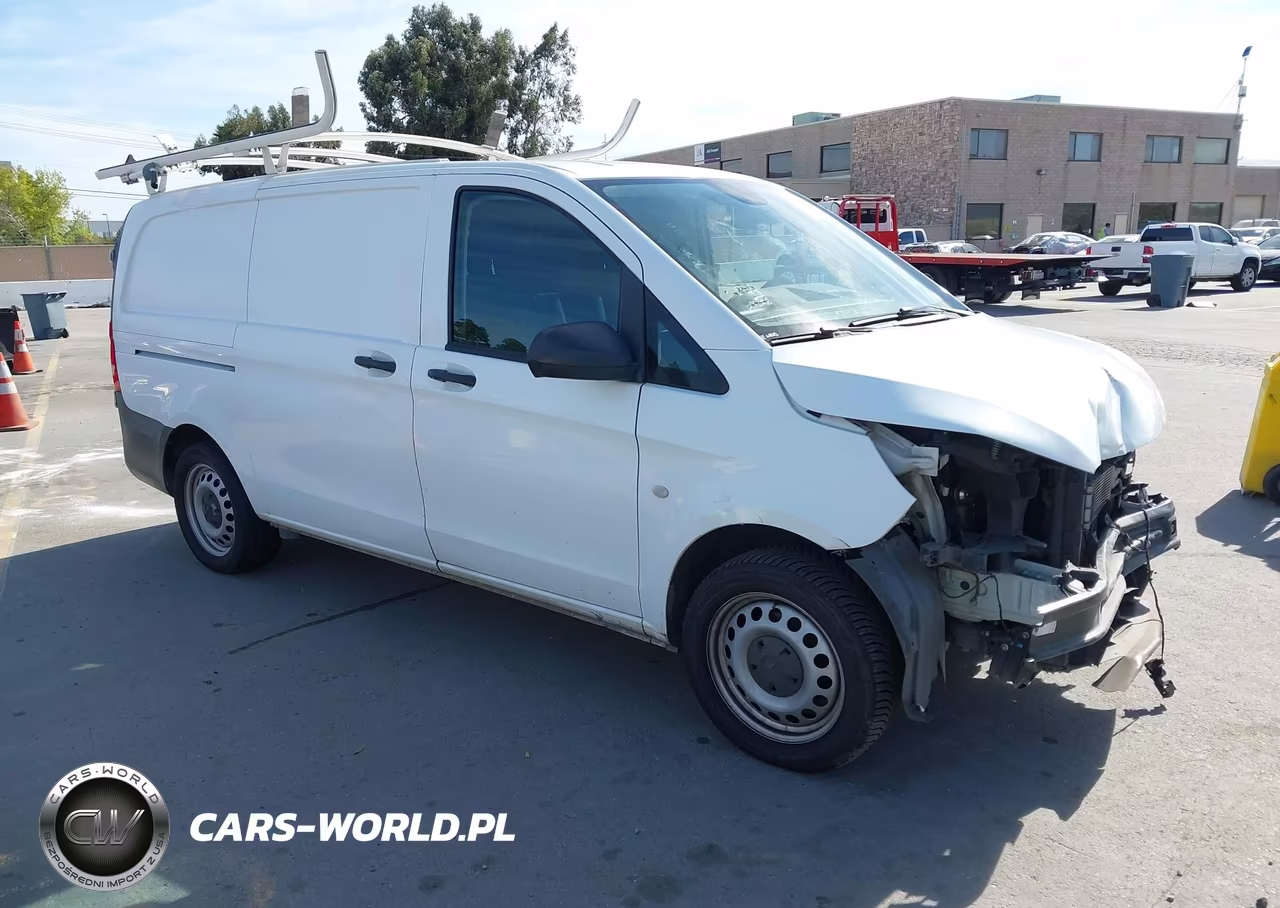 2016 Mercedes-Benz Metris