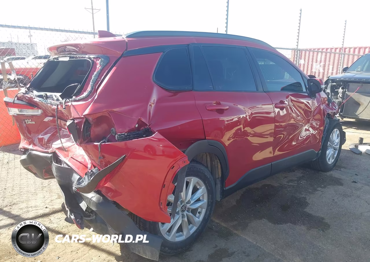 2022 Toyota Corolla Cross Le VIN:7MUCAAAG8NV013892 - 4