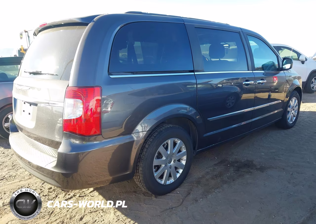 2016 Chrysler Town & Country Touring VIN:2C4RC1BG5GR112131 - 4