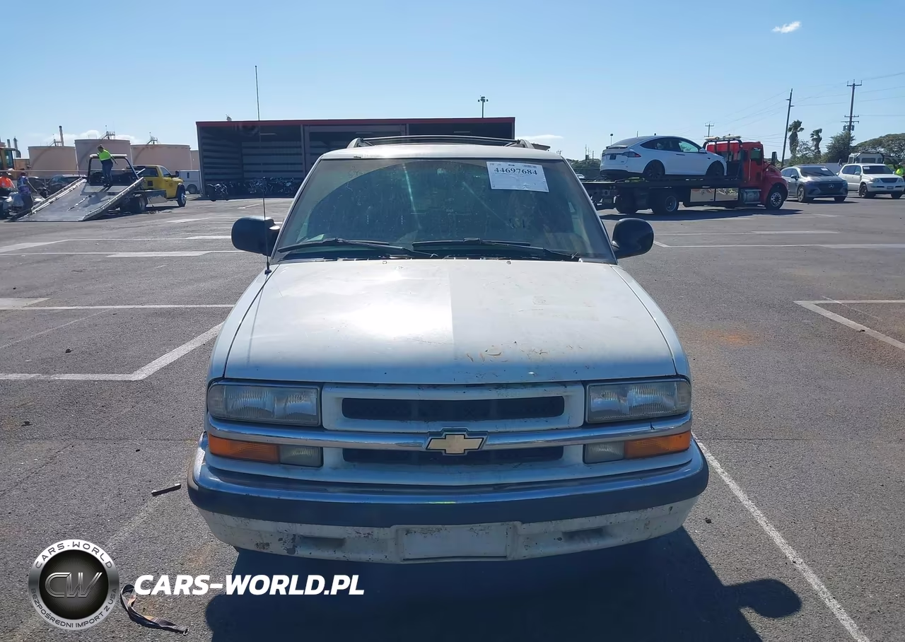 1998 Chevrolet Blazer Lt VIN:1GNCS13W9W2120381 - 12