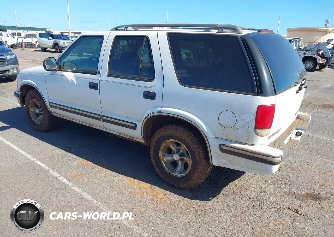 1998 Chevrolet Blazer Lt VIN:1GNCS13W9W2120381 - 3