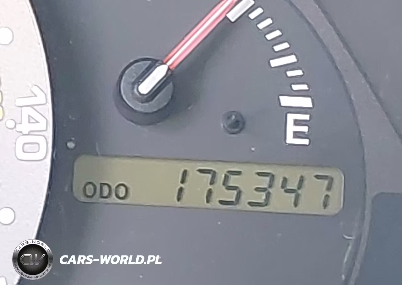2001 Lexus Is 300 VIN:JTHBD182X10023486 - 16