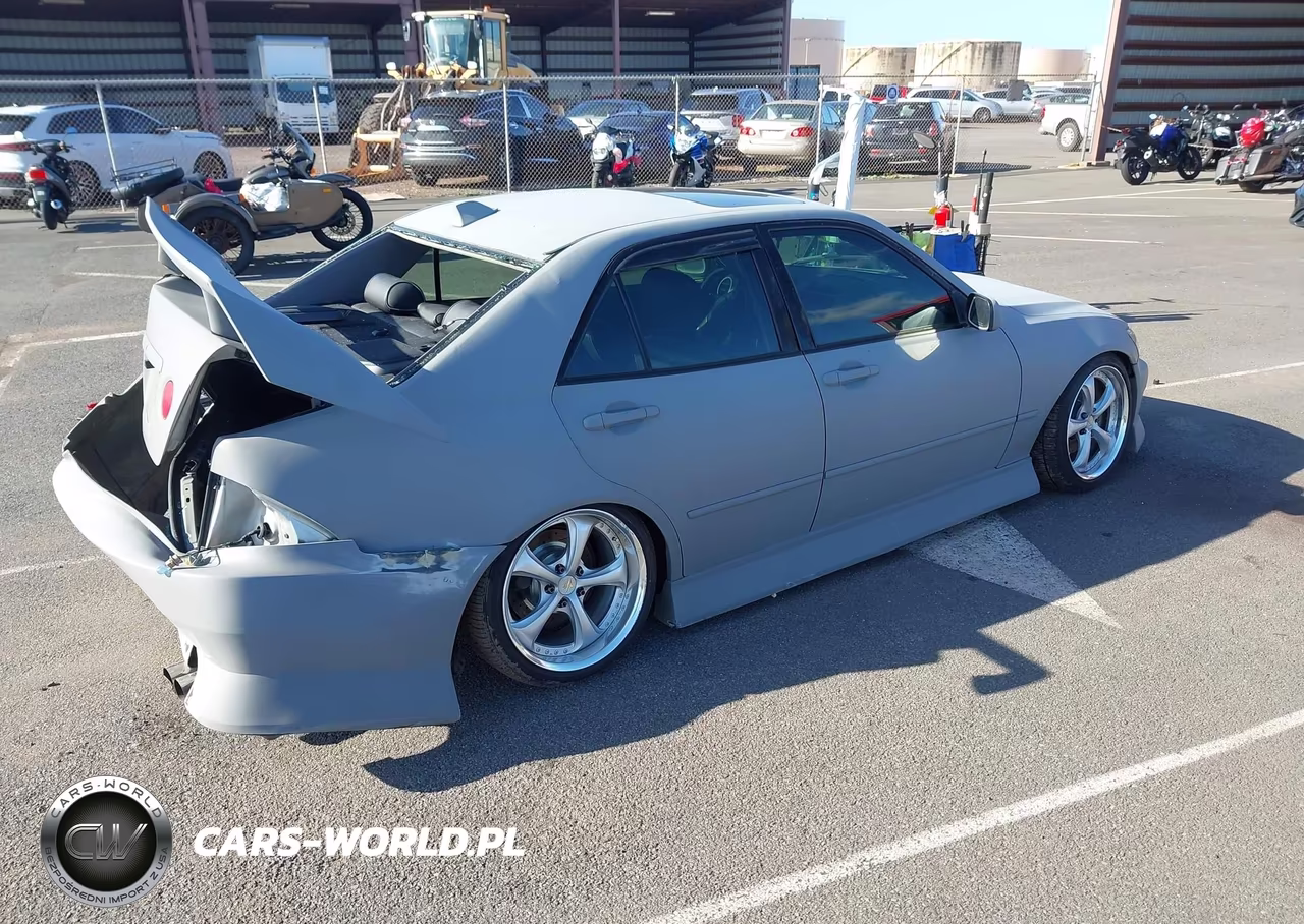 2001 Lexus Is 300 VIN:JTHBD182X10023486 - 4