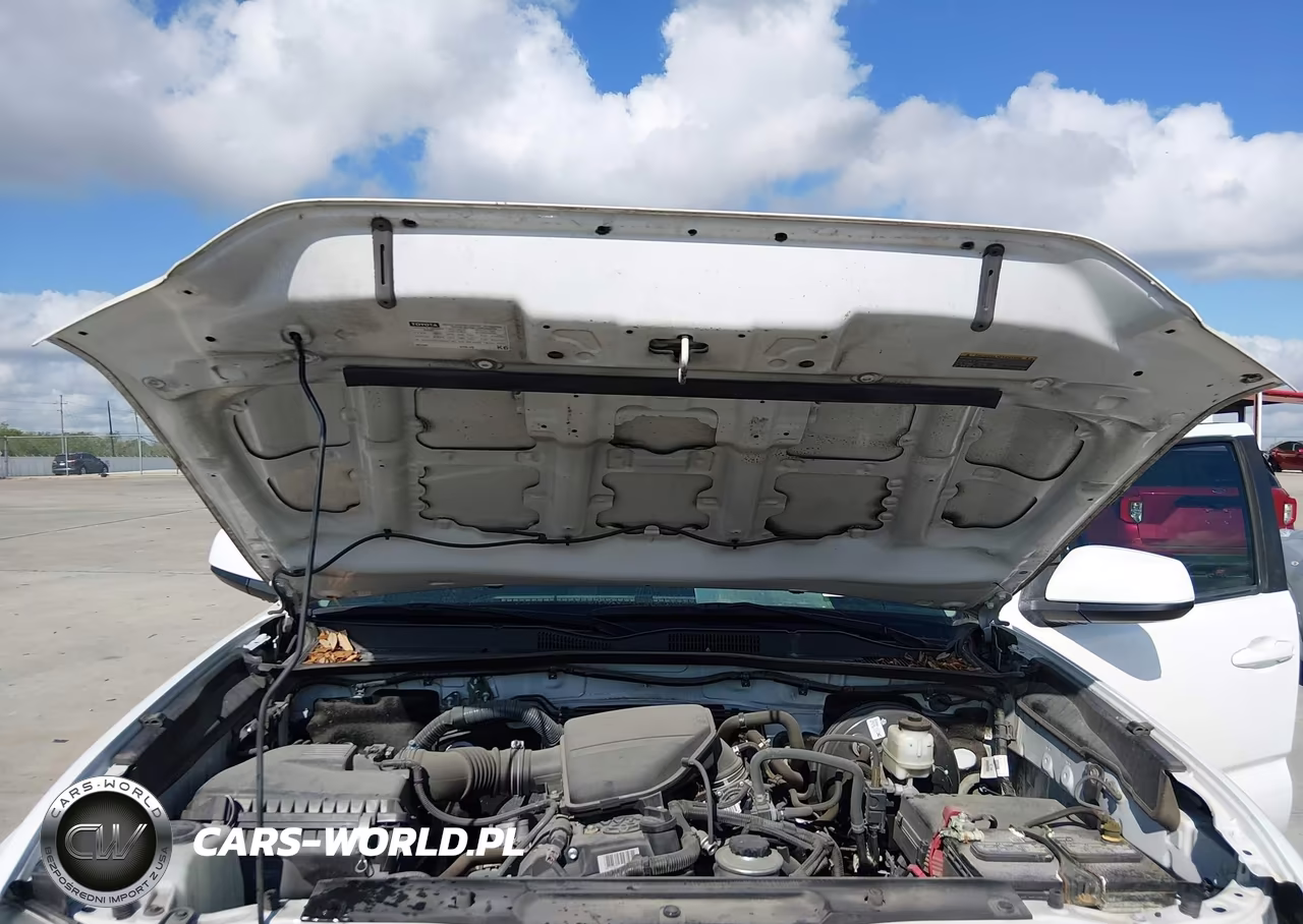 2022 Toyota Tacoma Sr VIN:3TYAX5GN6NT041014 - 10