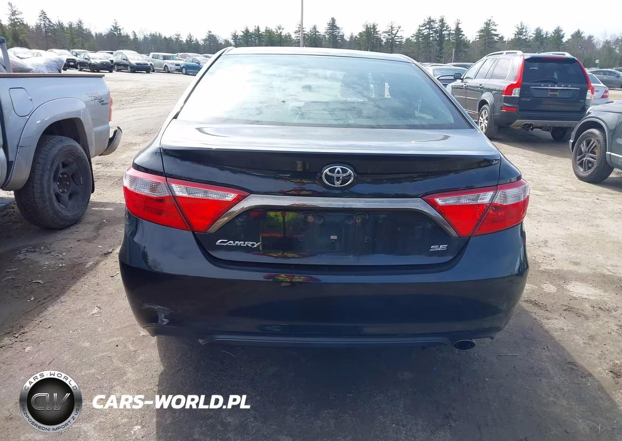 2016 Toyota Camry Se VIN:4T1BF1FK3GU226196 - 16