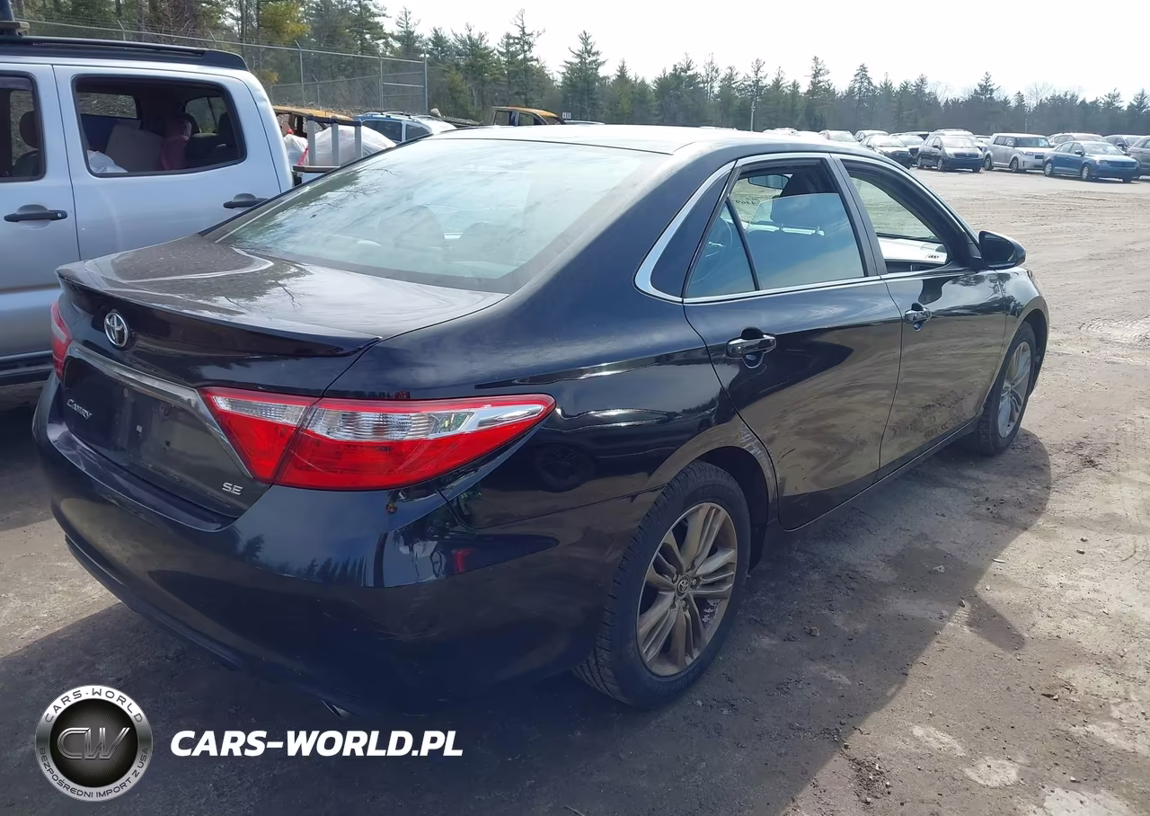 2016 Toyota Camry Se VIN:4T1BF1FK3GU226196 - 4