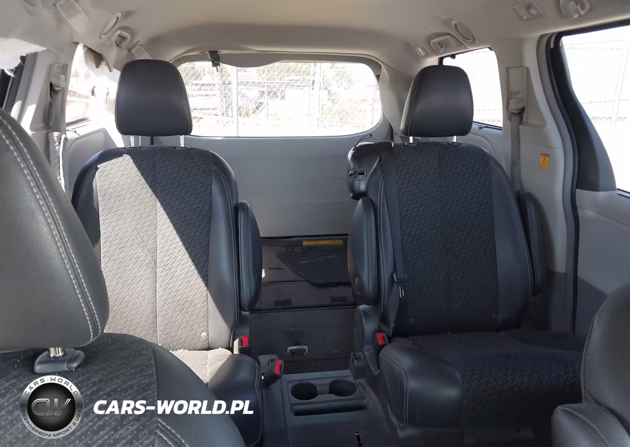 2013 Toyota Sienna Se 8 Passenger VIN:5TDXK3DC0DS392348 - 8