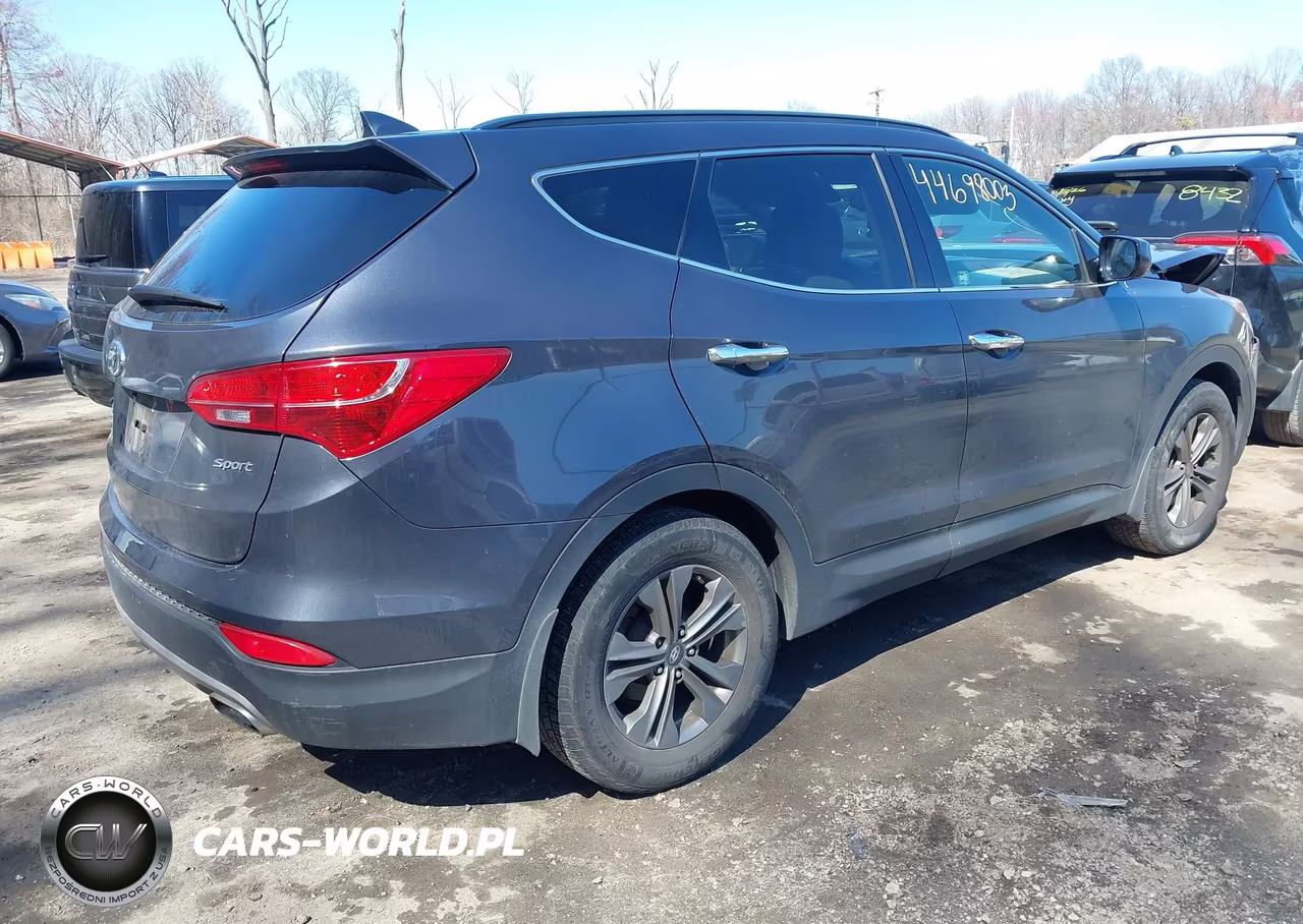 2015 Hyundai Santa Fe Sport 2.4L VIN:5XYZU3LB1FG294487 - 4