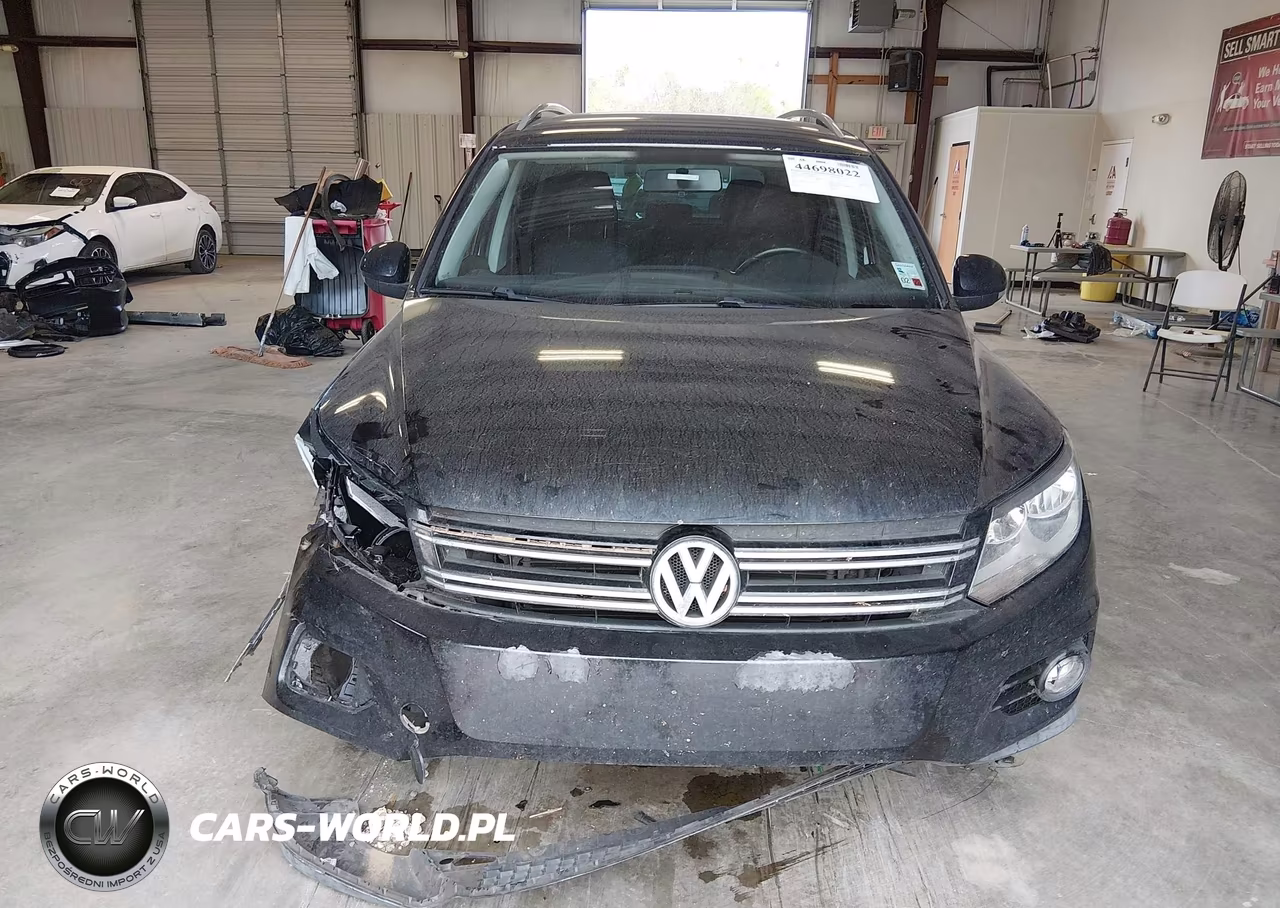 2013 Volkswagen Tiguan Se VIN:WVGAV7AX4DW550424 - 12