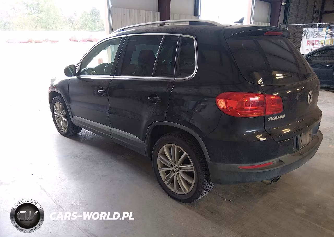 2013 Volkswagen Tiguan Se VIN:WVGAV7AX4DW550424 - 3
