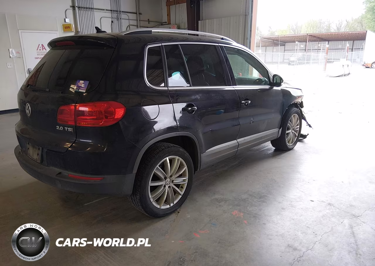 2013 Volkswagen Tiguan Se VIN:WVGAV7AX4DW550424 - 4