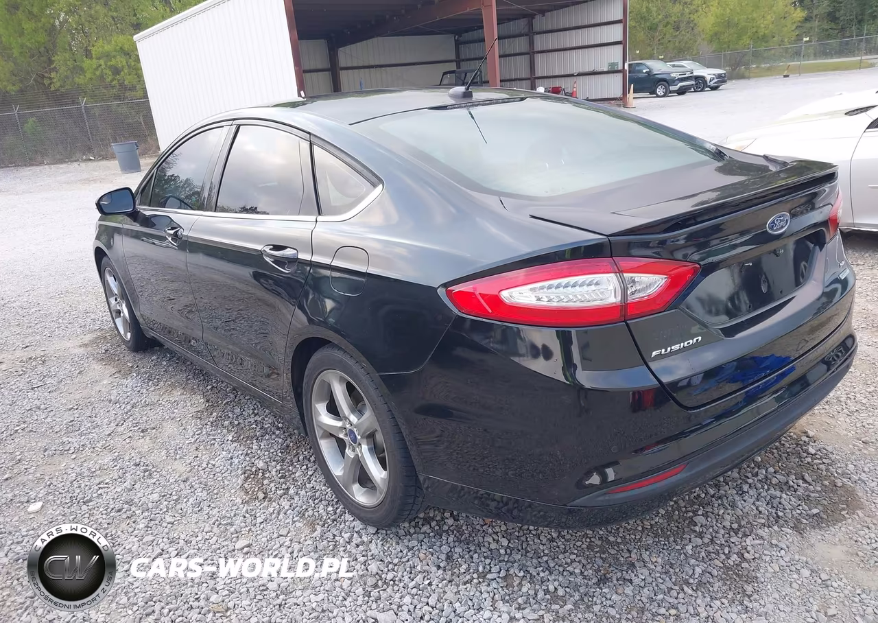2013 Ford Fusion Se VIN:3FA6P0HR1DR105585 - 3