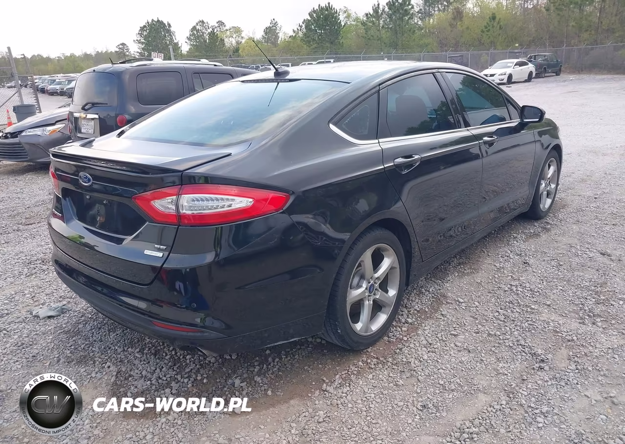 2013 Ford Fusion Se VIN:3FA6P0HR1DR105585 - 4