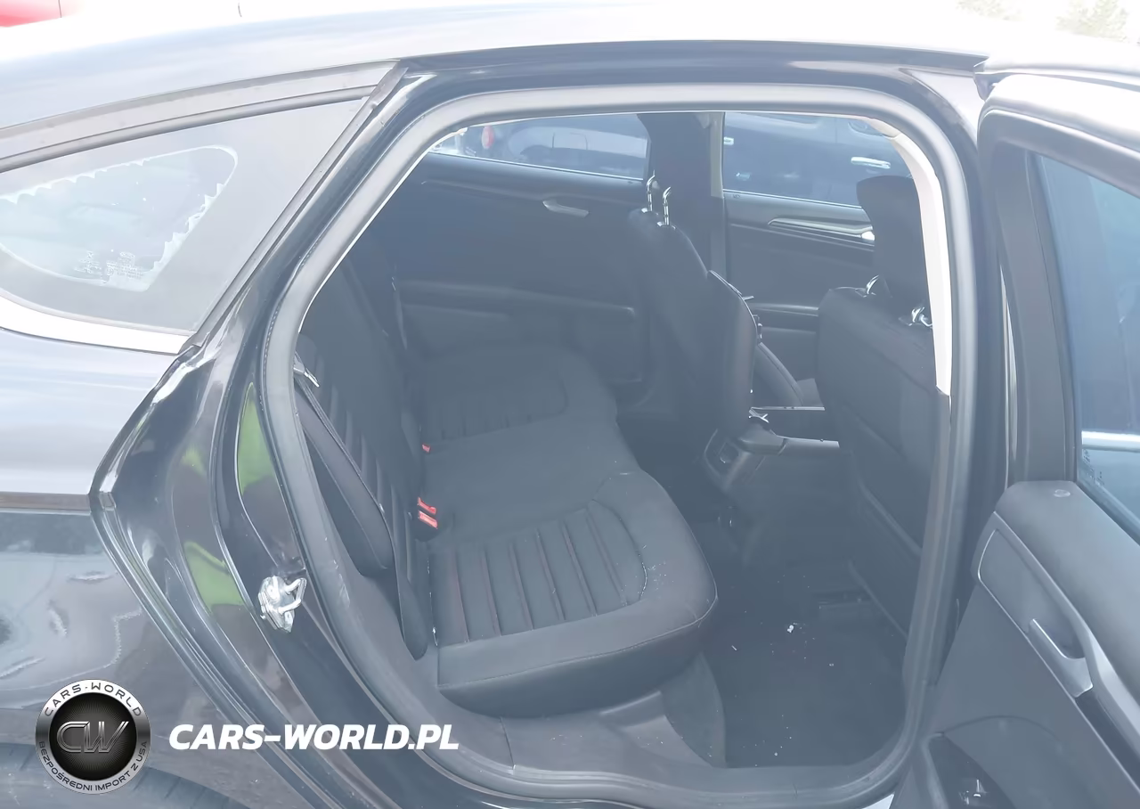 2013 Ford Fusion Se VIN:3FA6P0HR1DR105585 - 8
