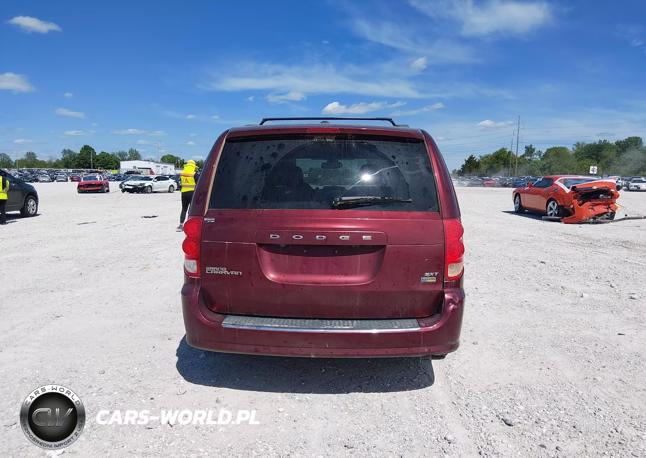 2019 Dodge Grand Caravan Sxt VIN:2C4RDGCG4KR774595 - 16