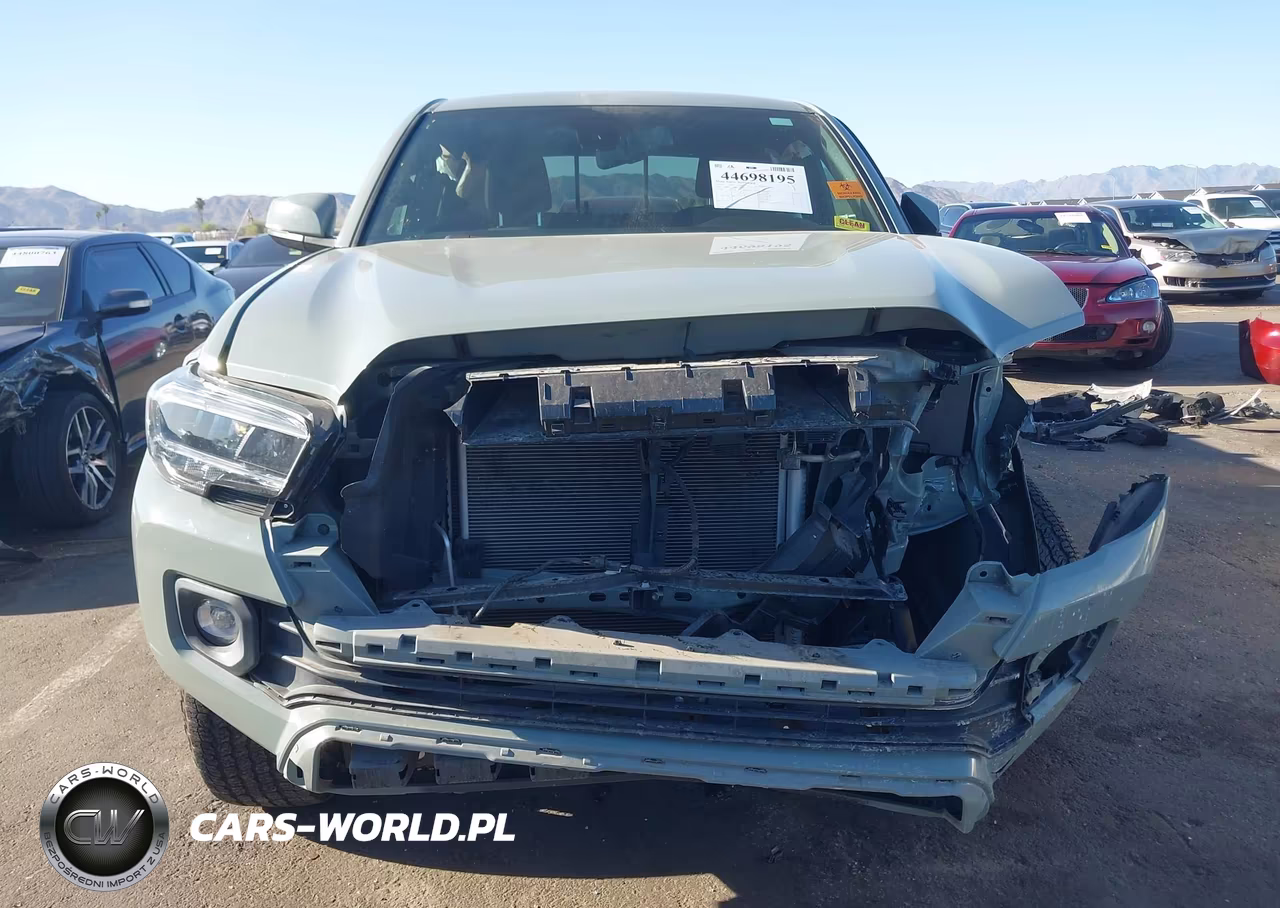 2023 Toyota Tacoma Trd Off Road VIN:3TMCZ5AN3PM547779 - 12