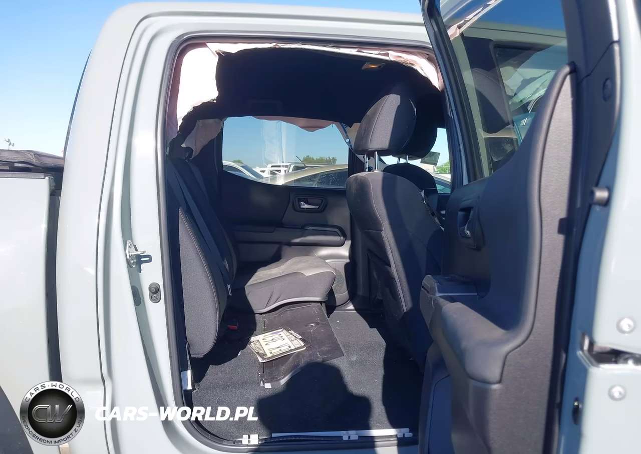 2023 Toyota Tacoma Trd Off Road VIN:3TMCZ5AN3PM547779 - 8