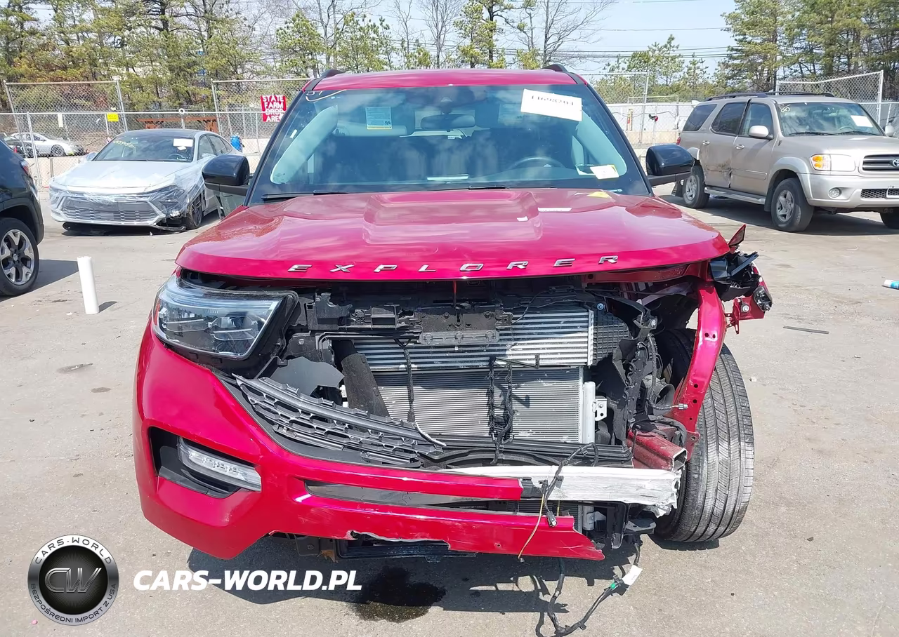 2024 Ford Explorer Xlt VIN:1FMSK8DH5RGA46098 - 13
