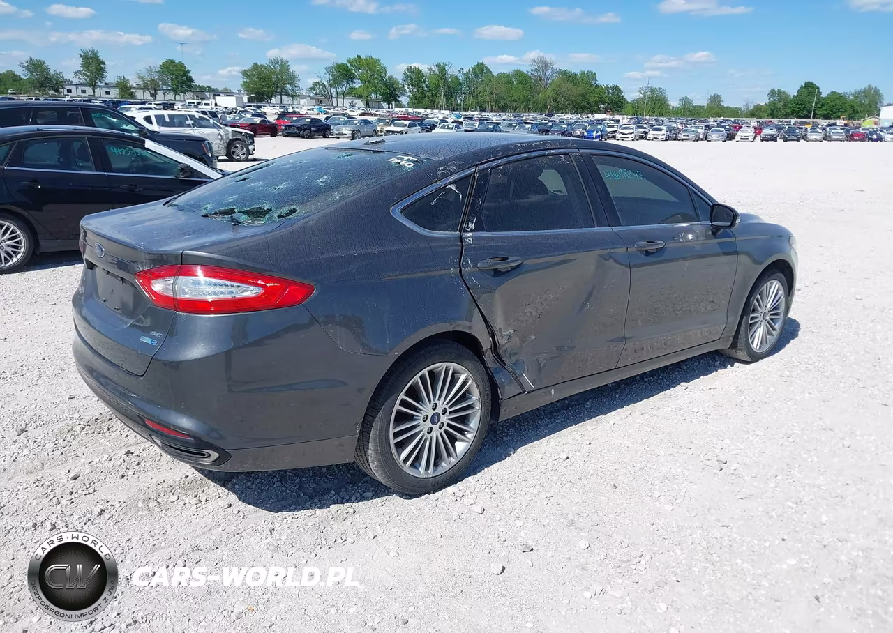 2015 Ford Fusion Se VIN:3FA6P0T99FR263098 - 4