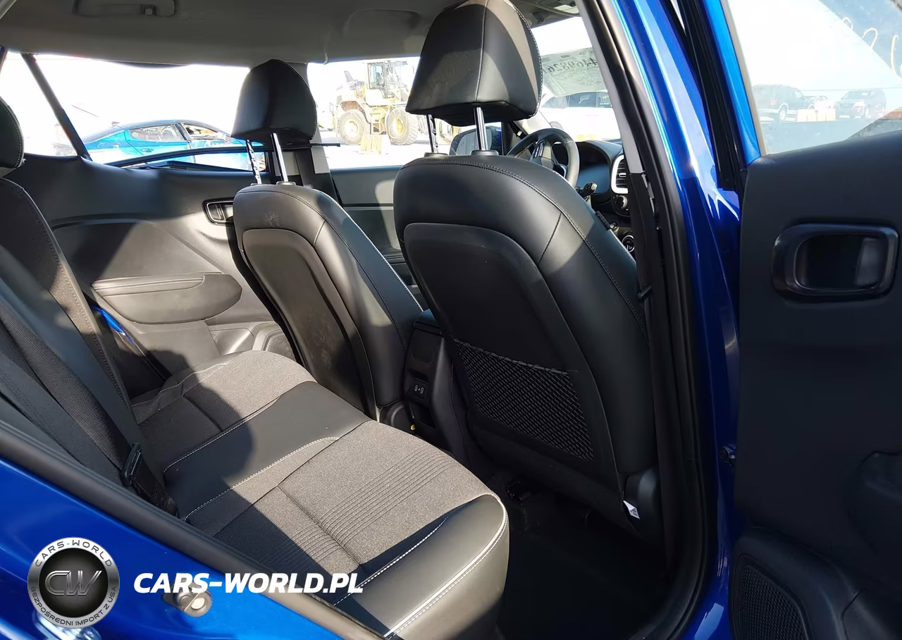 2025 Hyundai Venue Limited VIN:KMHRC8A3XSU416229 - 8